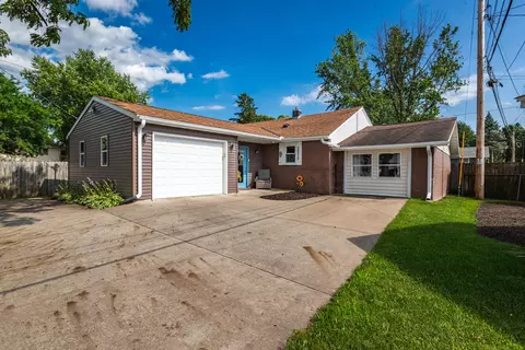 2910 Fairchild, La Crosse, WI 54601
