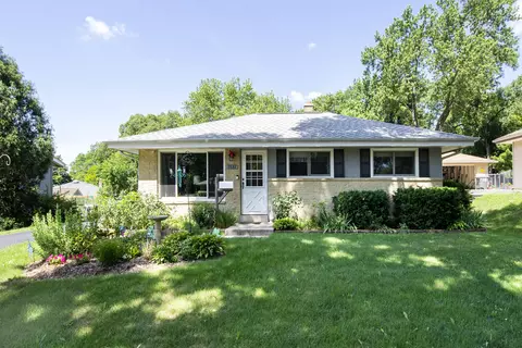 1532 S Grand, Waukesha, WI 53189