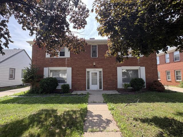 2355 S 76th, West Allis, WI 53219