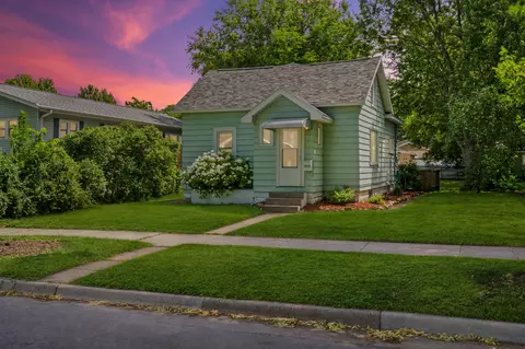 2012 Charles, La Crosse, WI 54603