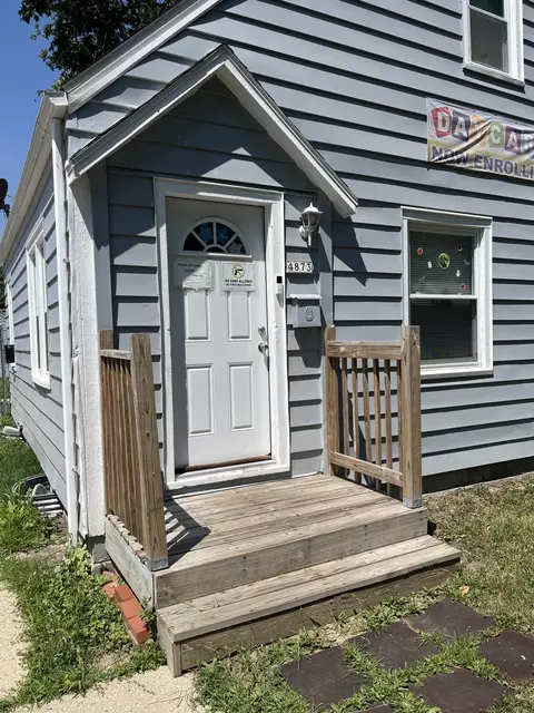 4873 N 26th, Milwaukee, WI 53209