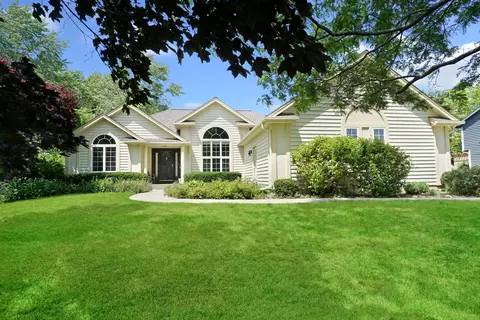 n108w15384 Bel Aire, Germantown, WI 53022