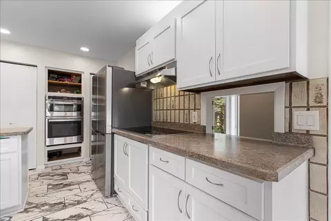 Kitchen - 16865 Eldorado, Brookfield, WI 53005 photo 4 of 6