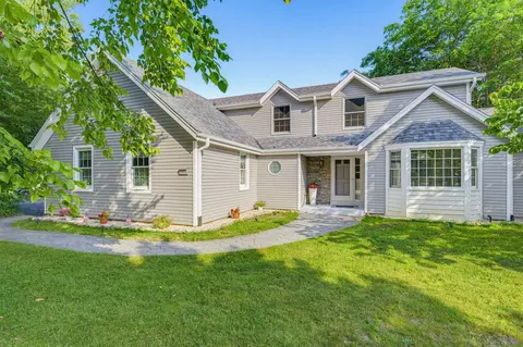 3355 E Normandy, Oak Creek, WI 53154