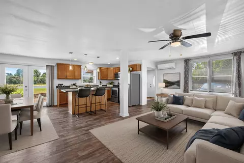 2201 Stonecroft #2203, Grafton, WI 53024
