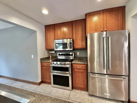 Kitchen - 2625 El Rancho, Brookfield, WI 53005 photo 2 of 4