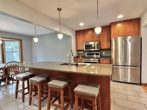 Kitchen - 2625 El Rancho, Brookfield, WI 53005 photo 3 of 4