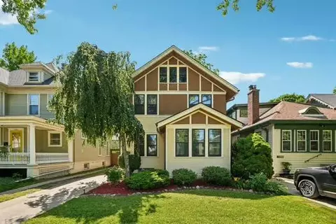 1650 College, Racine, WI 53403