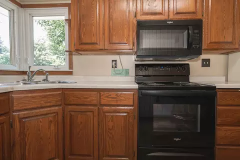 Kitchen - 520 39th, Goodview, MN 55987 photo 2 of 5