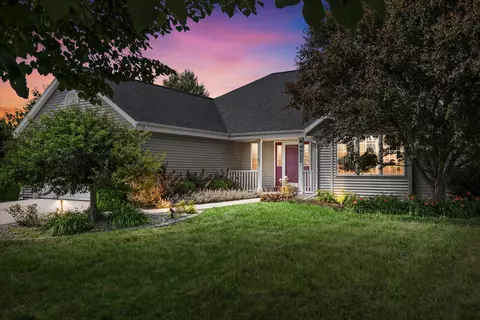 4922 26th, Kenosha, WI 53144