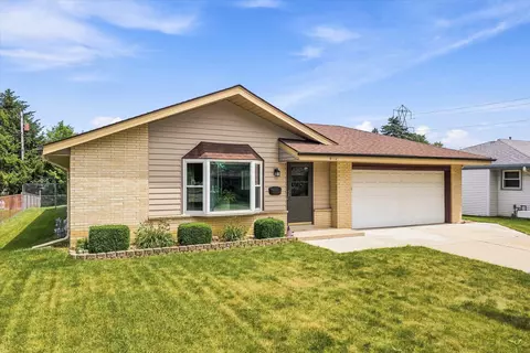 6112 S Indiana, Cudahy, WI 53110