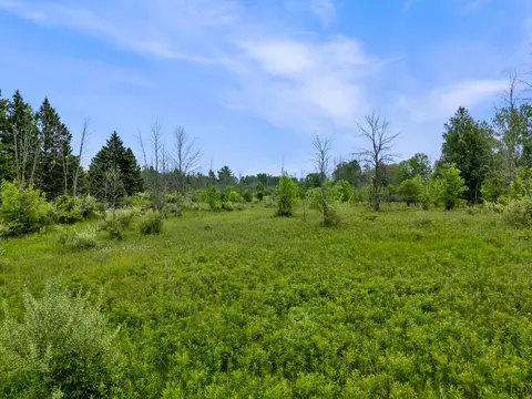 13600 N Lake Shr #LT 1, Mequon, WI 53092