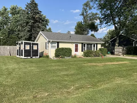780 N Glenwood, Silver Lake, WI 53170