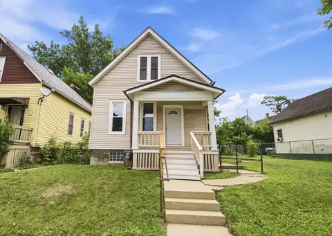 1238 N 26th, Milwaukee, WI 53205