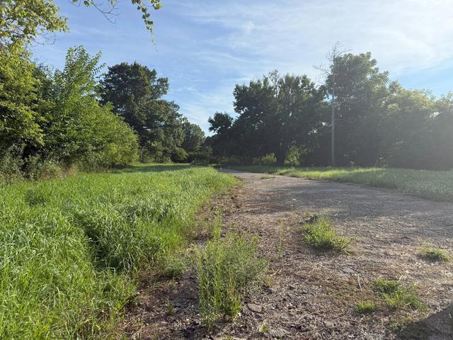w212n11206 Meeker Hl, Germantown, WI 53022