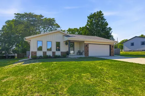 1931 17th, Grafton, WI 53024