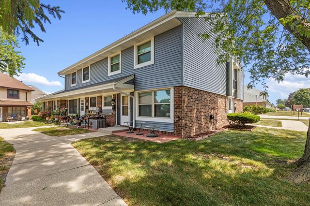 1924 W Salem, Milwaukee, WI 53221