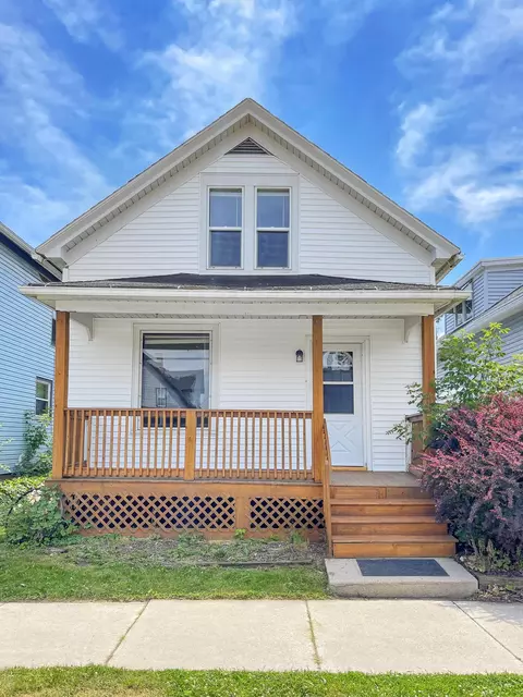 1629 Alabama, Sheboygan, WI 53081