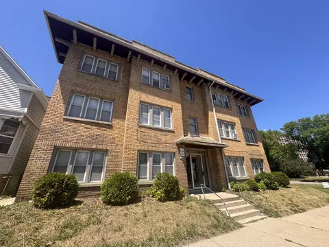 2767 N Holton, Milwaukee, WI 53212