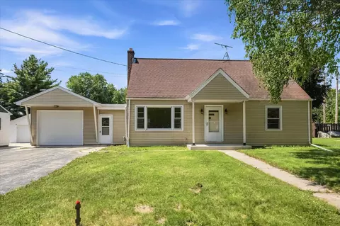 1109 11th, Grafton, WI 53024