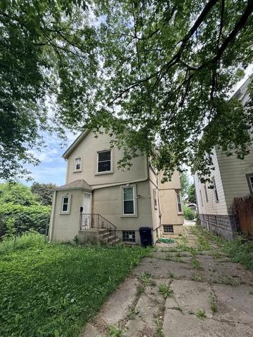3465 N 1st, Milwaukee, WI 53212