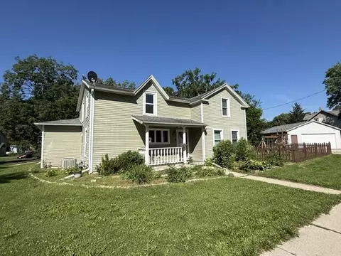 614 Whitewater, Fort Atkinson, WI 53538