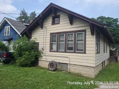 4735 N 51st, Milwaukee, WI 53218