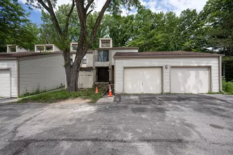 9012 N 70th, Milwaukee, WI 53223