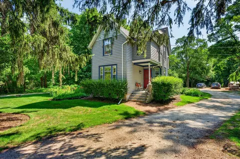 10612 N Cedarburg #10614, Mequon, WI 53092