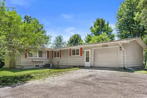 Exterior - w347s7680 Sprague, Eagle, WI 53119 photo 1 of 11