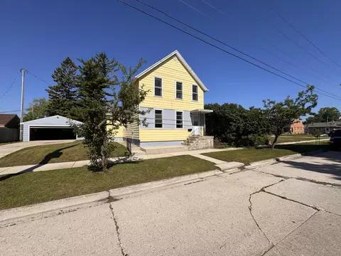 2512 S 10th, Sheboygan, WI 53081