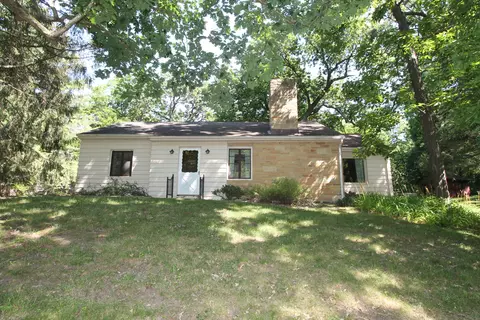 29306 Durand, Burlington, WI 53105