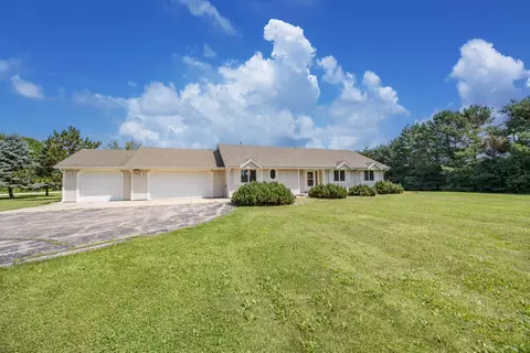 7490 Roosevelt, Erin, WI 53027