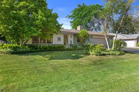 2119 Fireside, Racine, WI 53402