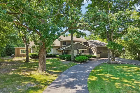 s23w26149 Canterbury, Waukesha, WI 53188