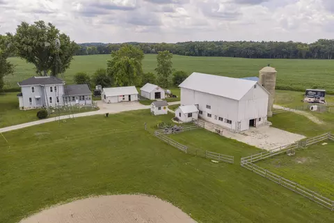 n9265 Wisconsin 67, La Grange, WI 53120