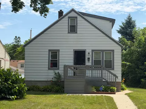 5224 N 47th, Milwaukee, WI 53218