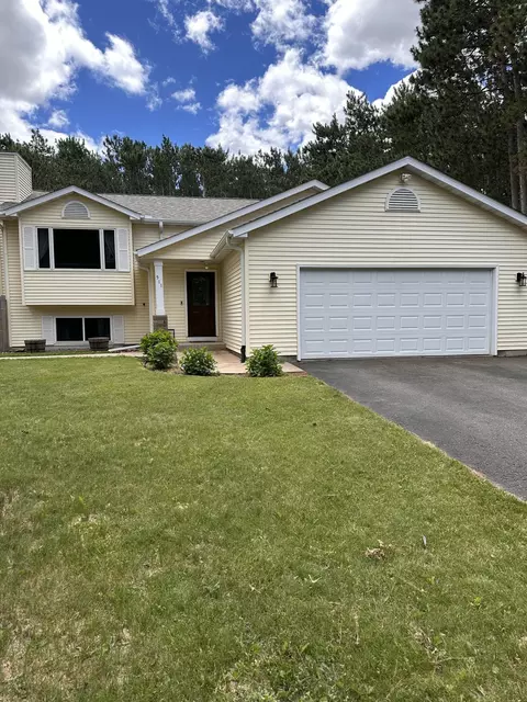 511 S S Bch, Altoona, WI 54720