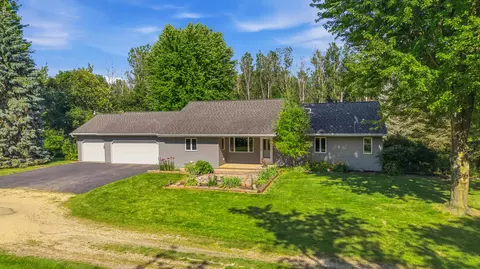 w2691 Wisconsin 67, Kekoskee, WI 53050