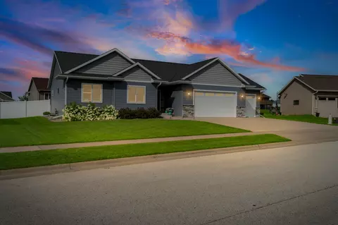 1514 Oakley, Holmen, WI 54636