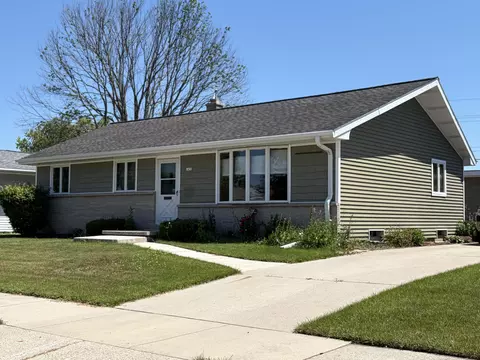 1439 N 10th, Manitowoc, WI 54220