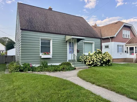 3835 E Holmes, Cudahy, WI 53110