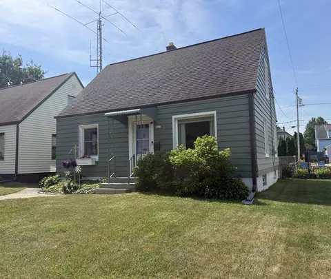 3835 E Holmes, Cudahy, WI 53110