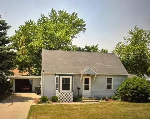 1406 Vine, Union Grove, WI 53182
