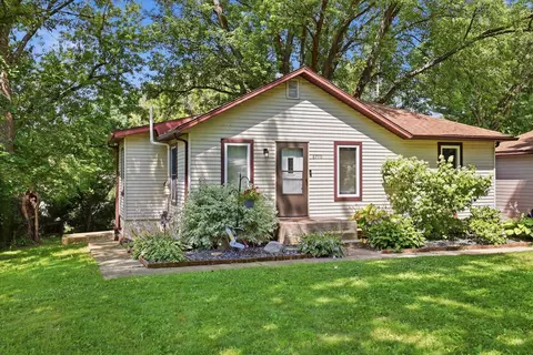 8710 Buena, Burlington, WI 53105