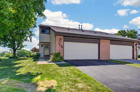 7236 S Delaine #4-7236, Oak Creek, WI 53154