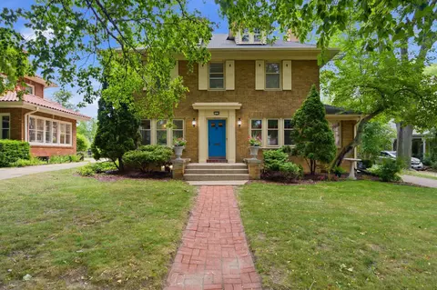 1534 Upper, Wauwatosa, WI 53213