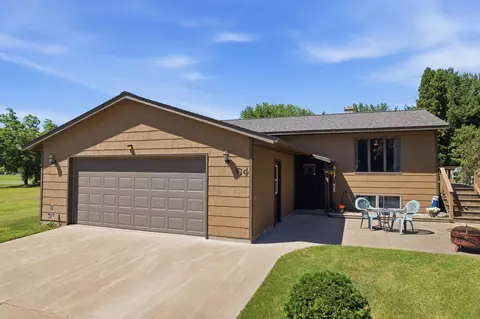 64 W 16th, Buffalo City, WI 54622