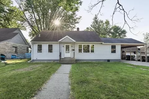 531 Ellinwood, Reedsburg, WI 53959
