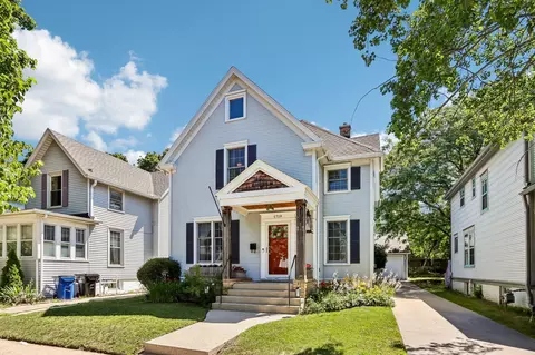 1719 Park, Racine, WI 53403